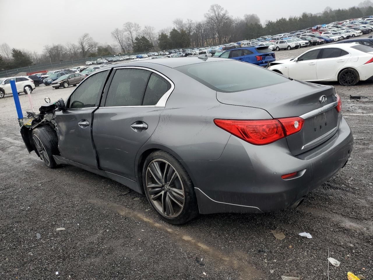 2016 INFINITI Q50 PREMIU - Фото 2