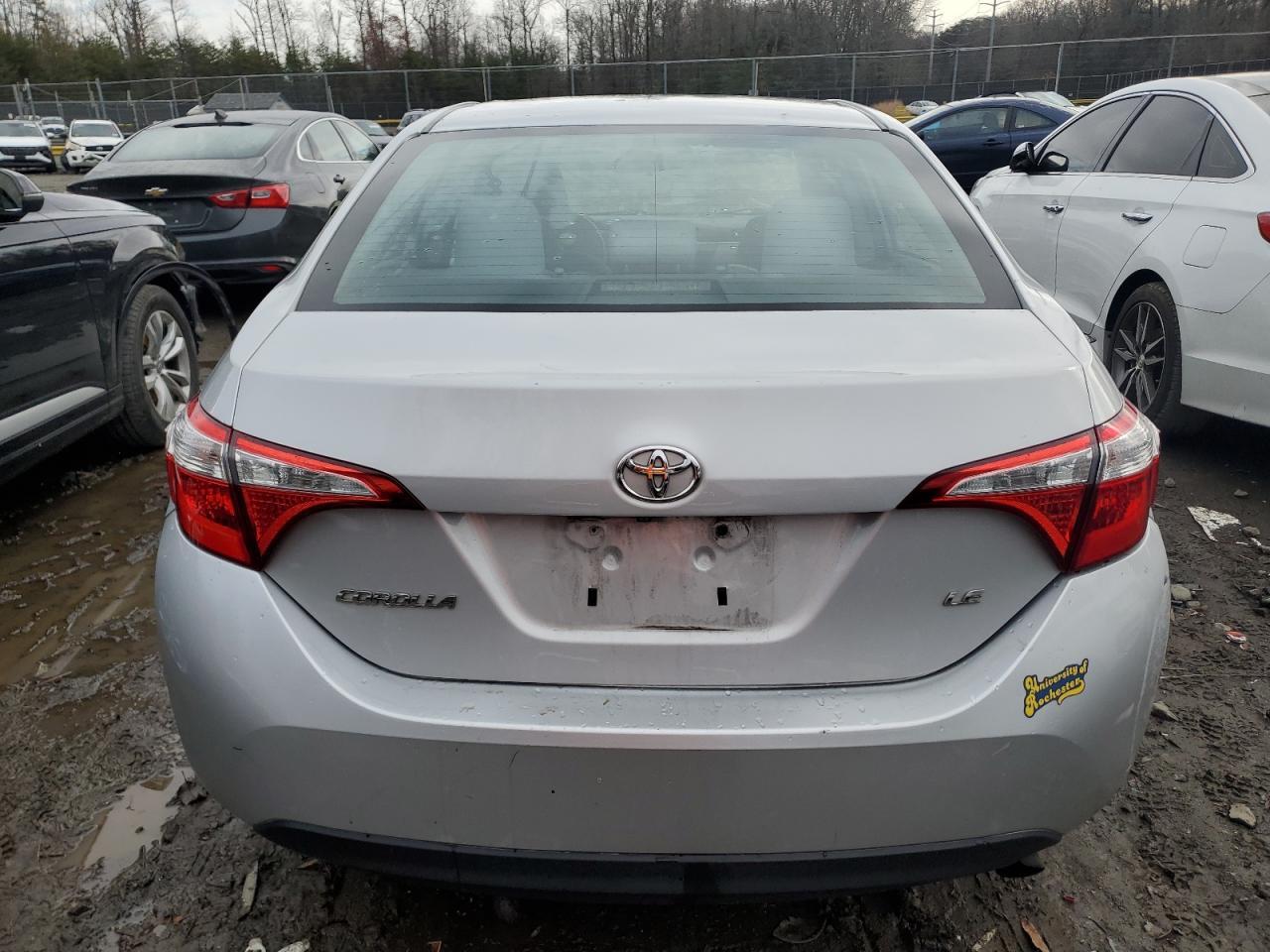 2015 TOYOTA COROLLA L - Фото 6