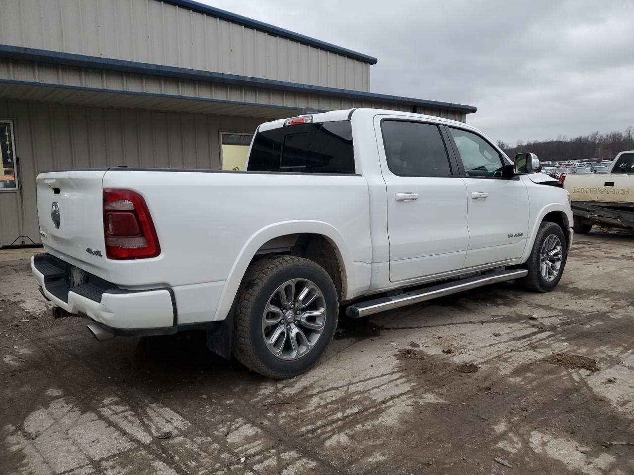 2019 RAM 1500 LARAM - Фото 3