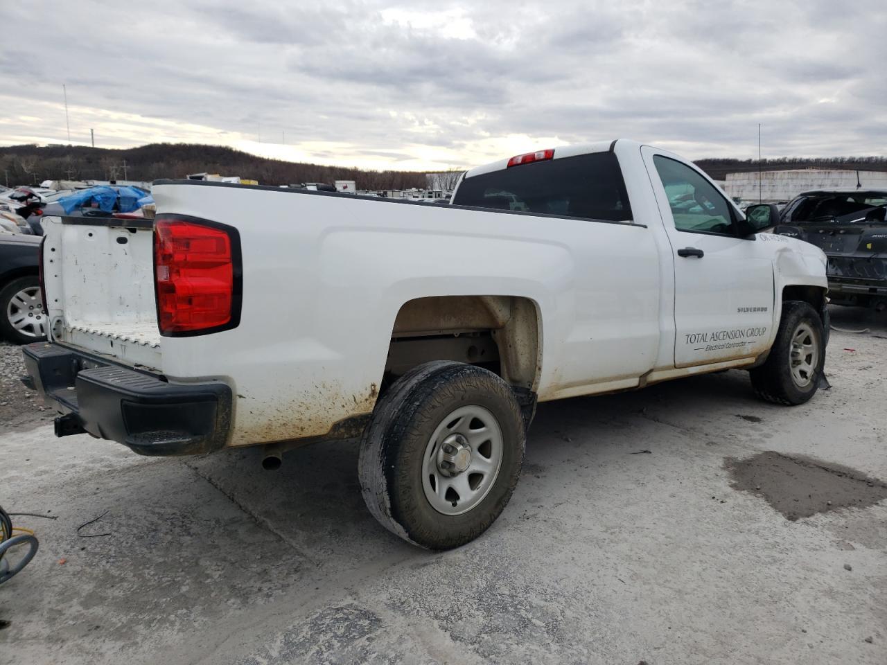 2018 CHEVROLET SILVERADO - Фото 3