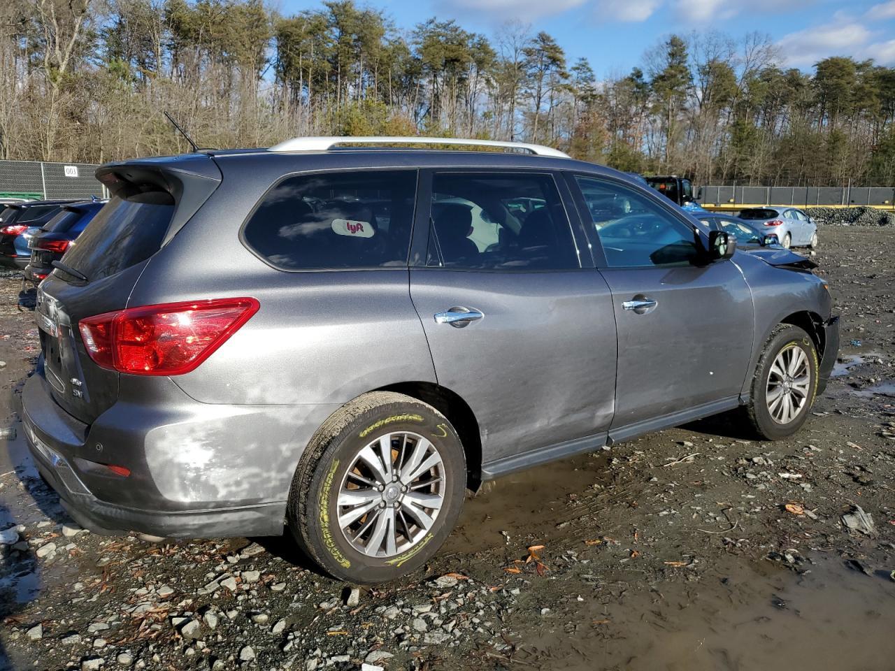 2018 NISSAN PATHFINDER - Фото 3