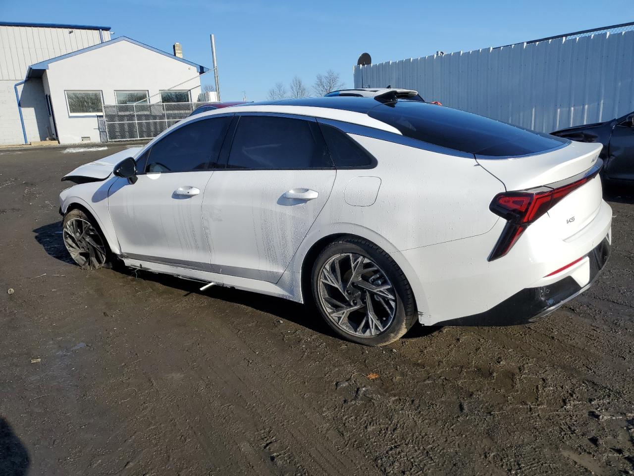 2025 KIA K5 GT LINE - Image 2