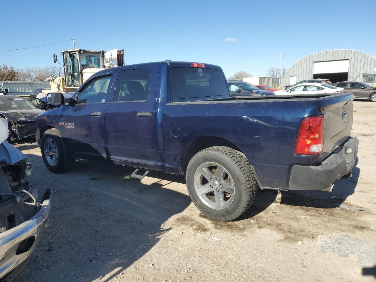 2014 RAM 1500 ST - Фото 2