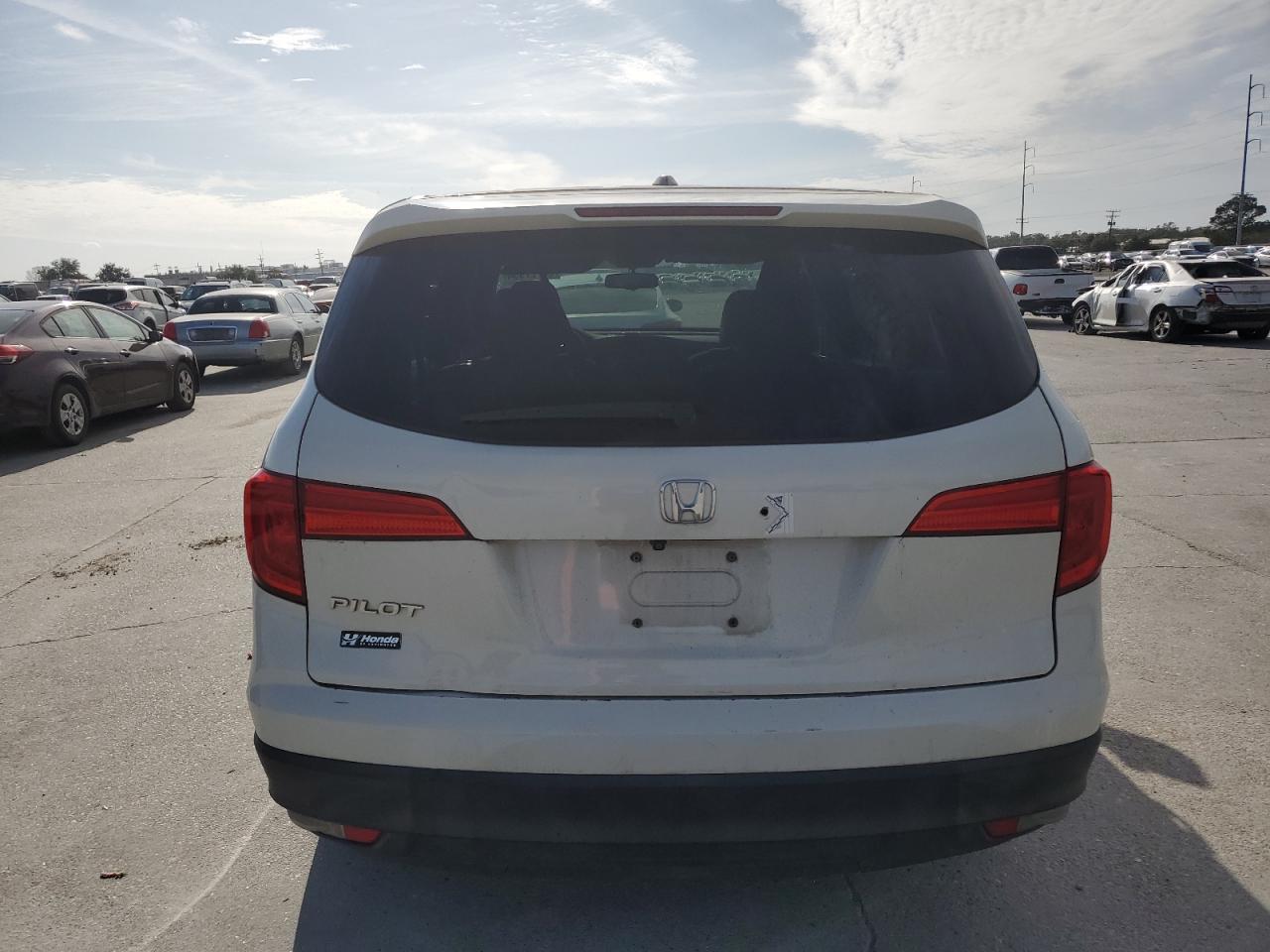 2016 HONDA PILOT EXL - Image 6