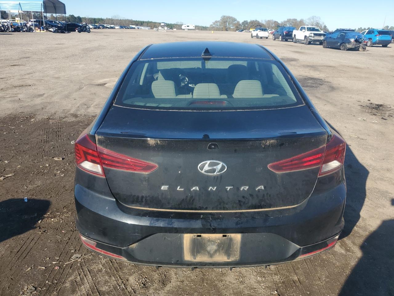 2019 HYUNDAI ELANTRA SE - Фото 6