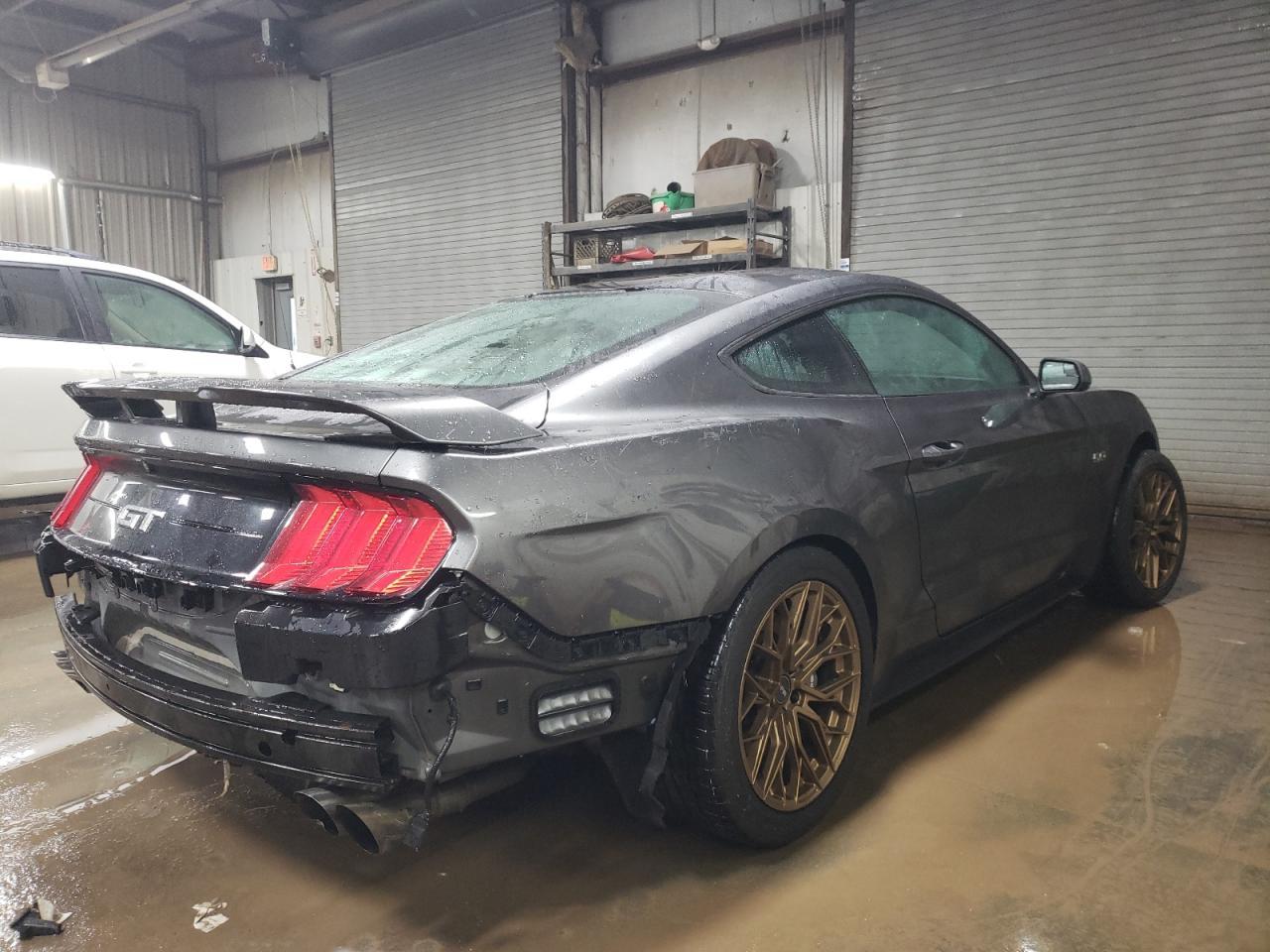 2018 FORD MUSTANG GT - Фото 3