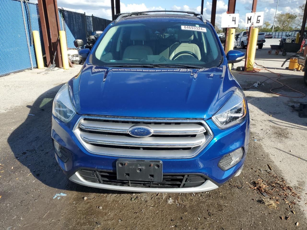 2017 FORD ESCAPE TIT - Image 5