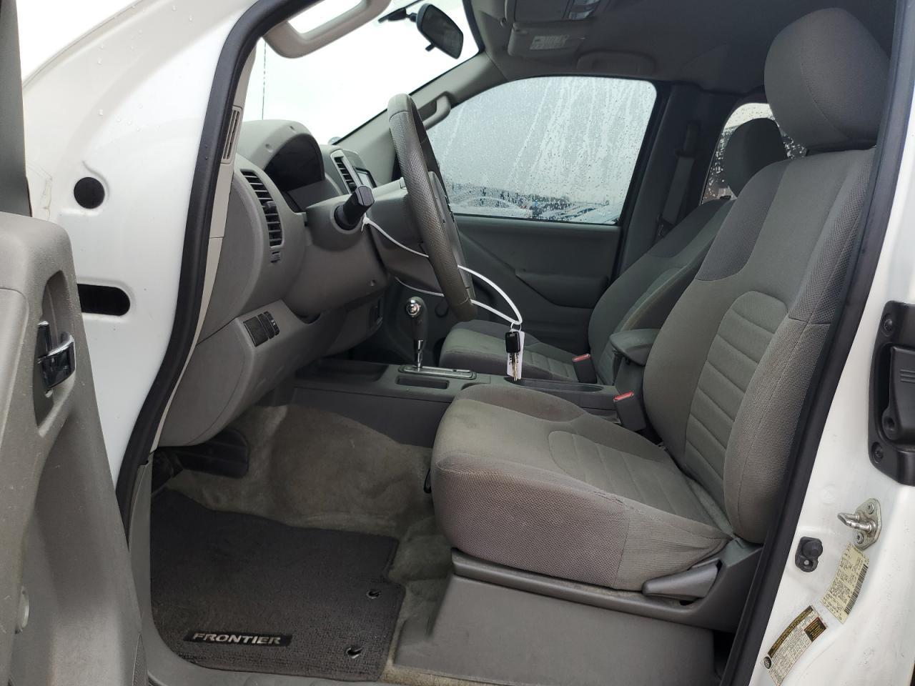 2016 NISSAN FRONTIER S - Фото 7