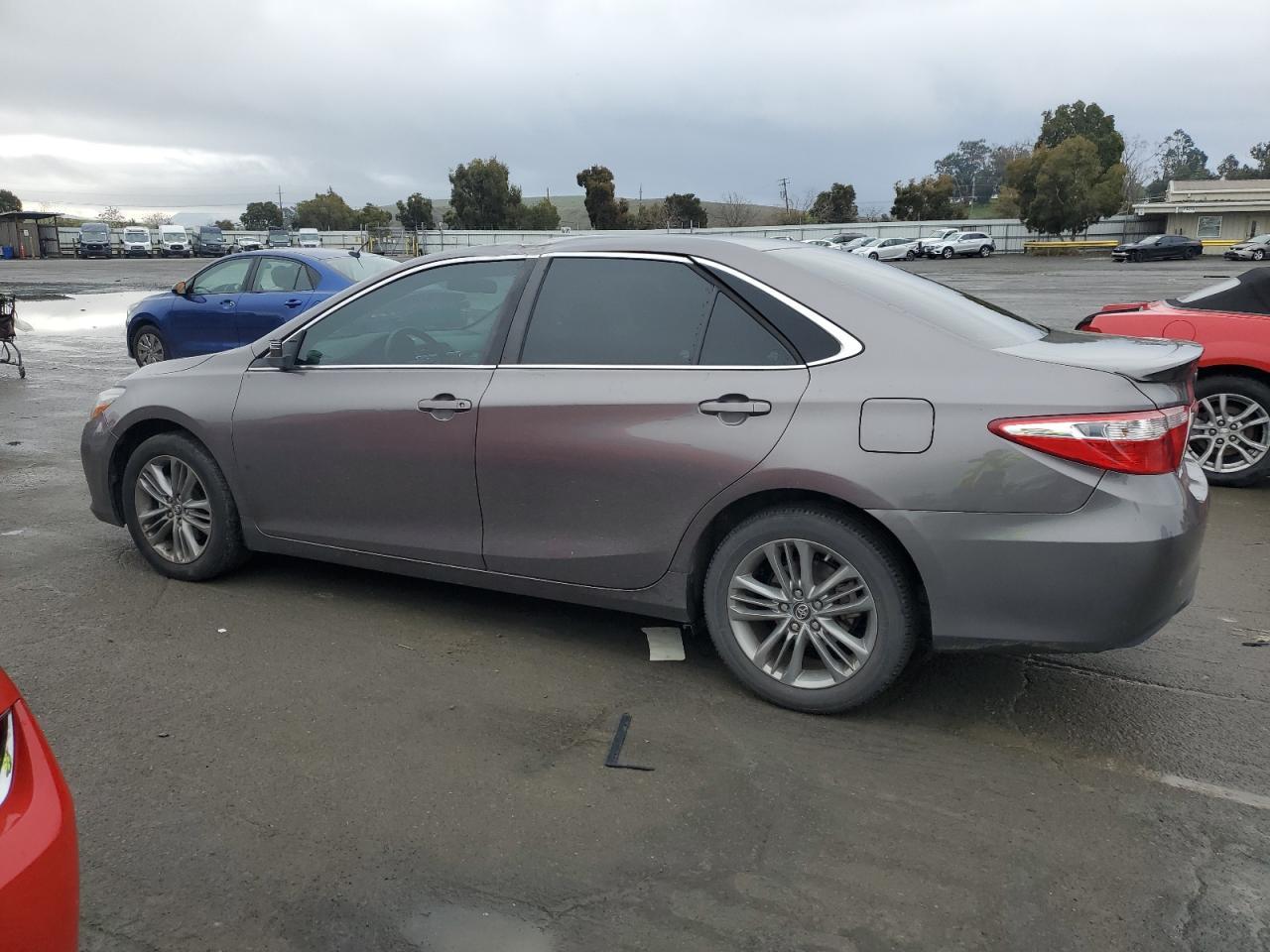 2017 TOYOTA CAMRY LE - Фото 2