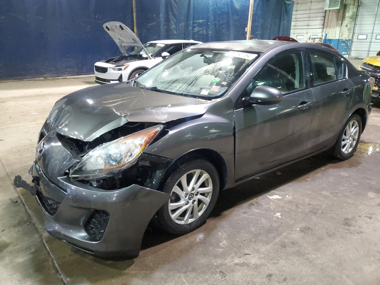 2013 MAZDA 3 I