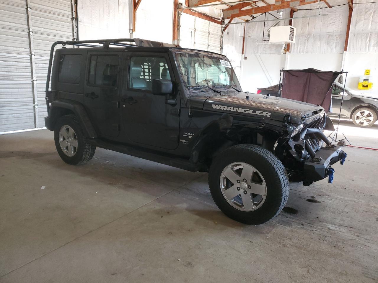 2010 JEEP WRANGLER U - Image 4