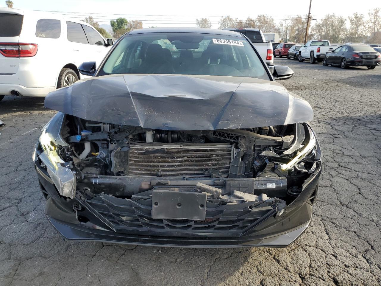 2023 HYUNDAI ELANTRA SE - Фото 5