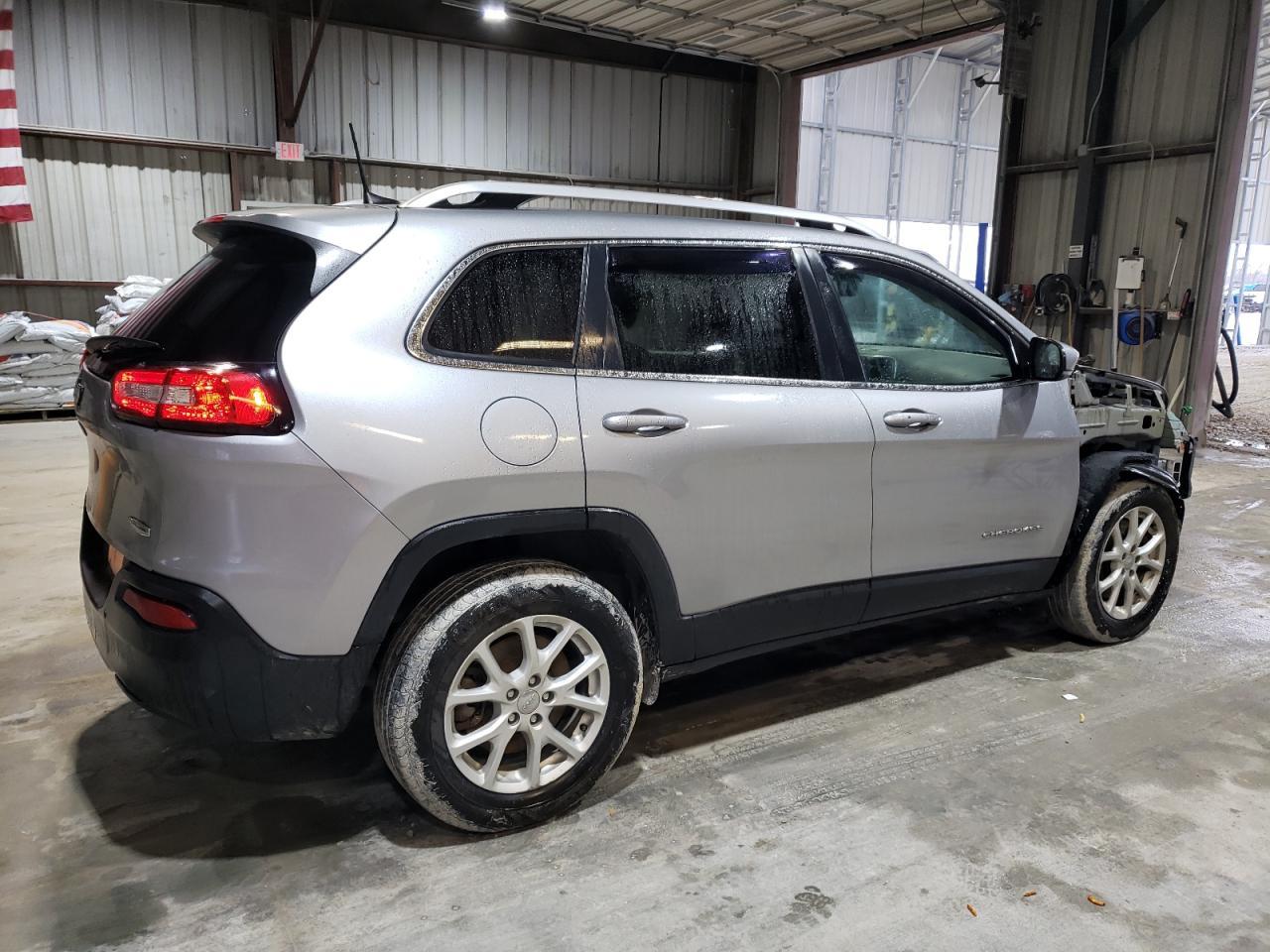 2017 JEEP CHEROKEE L - Image 3
