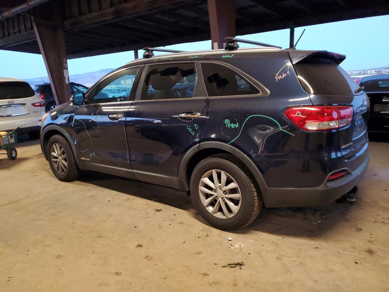 2017 KIA SORENTO LX - Фото 2
