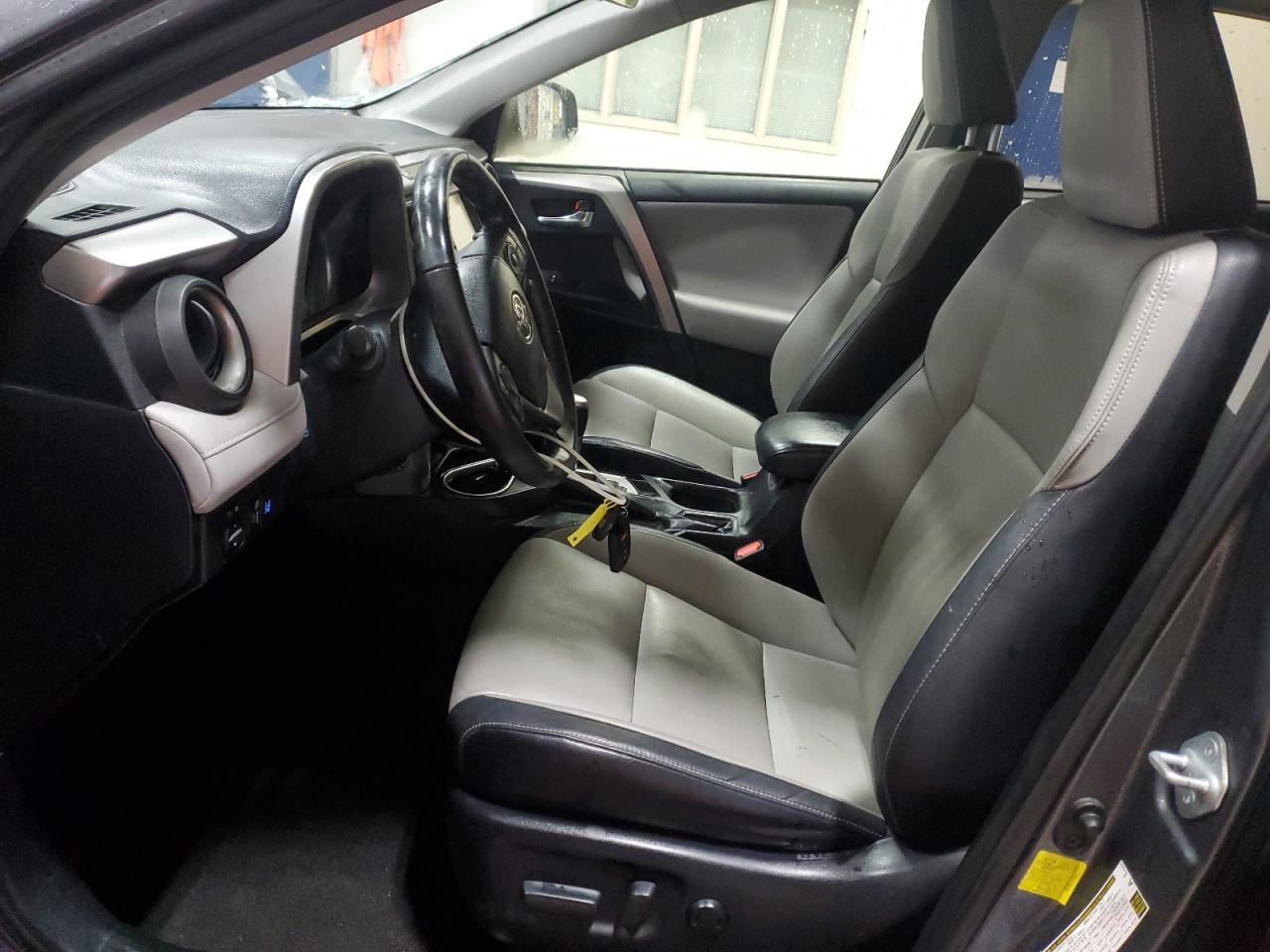 2017 TOYOTA RAV4 HV LI - Image 7