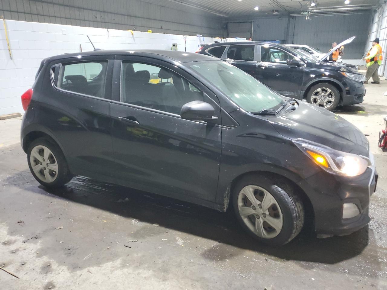 2019 CHEVROLET SPARK LS - Фото 4