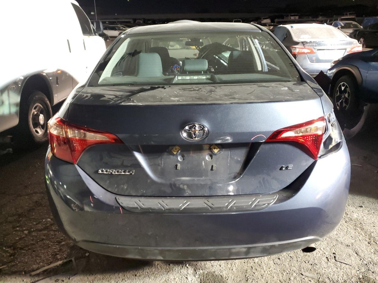 2018 TOYOTA COROLLA L - Фото 6