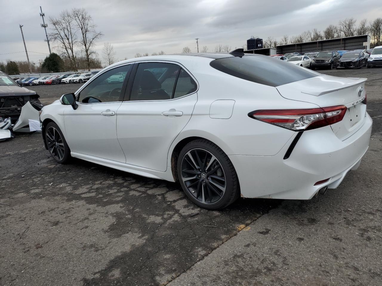 2018 TOYOTA CAMRY XSE - Фото 2