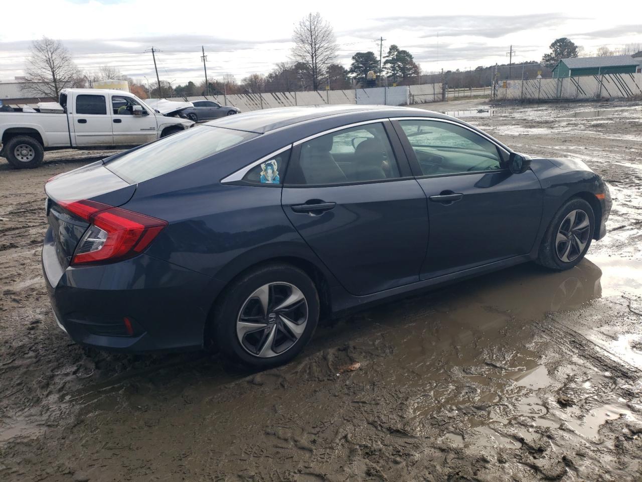 2020 HONDA CIVIC LX - Image 3