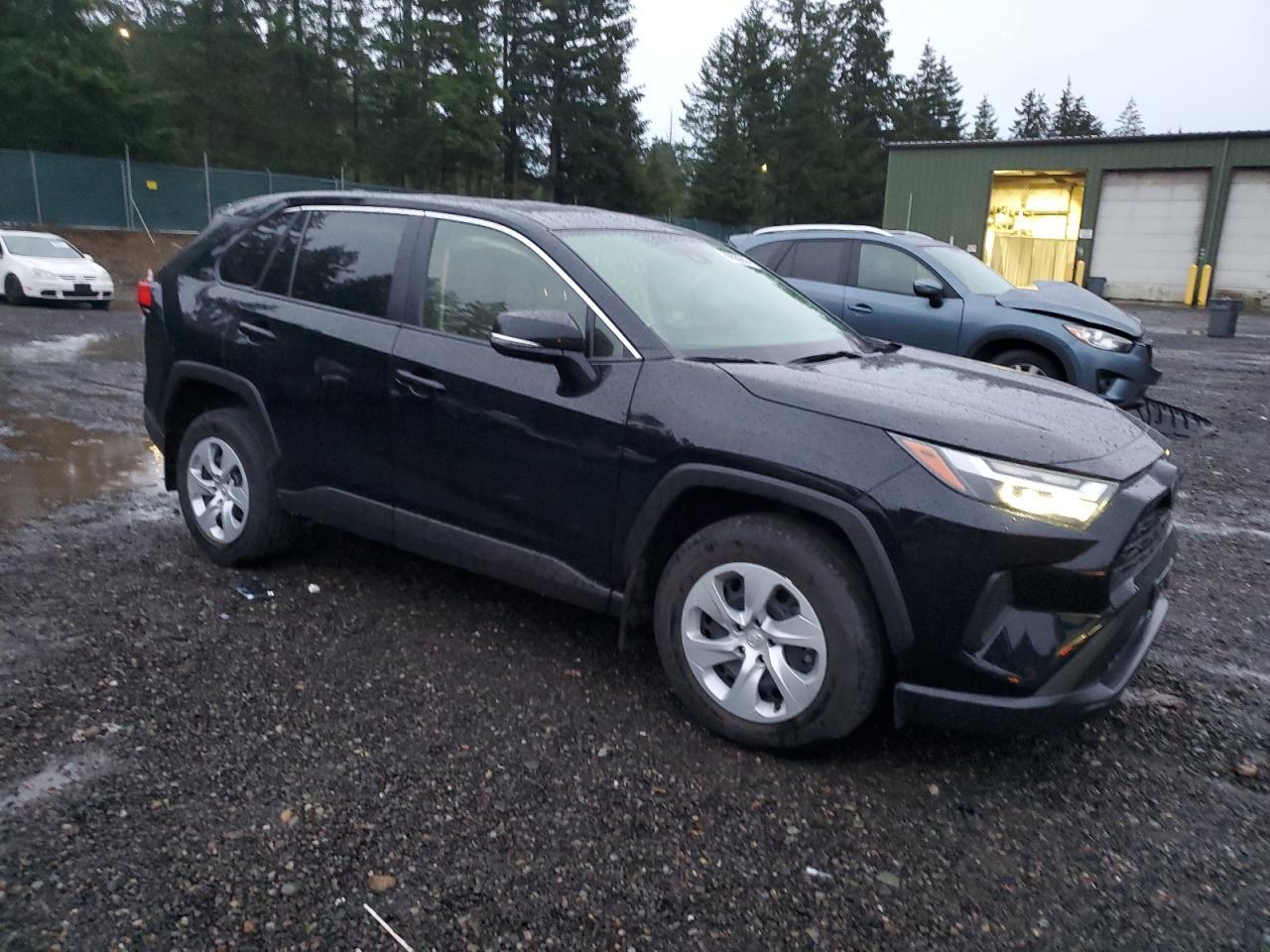 2023 TOYOTA RAV4 LE - Image 4