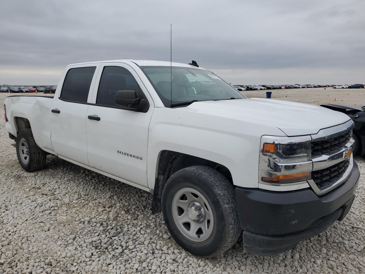 2017 CHEVROLET SILVERADO - Фото 4