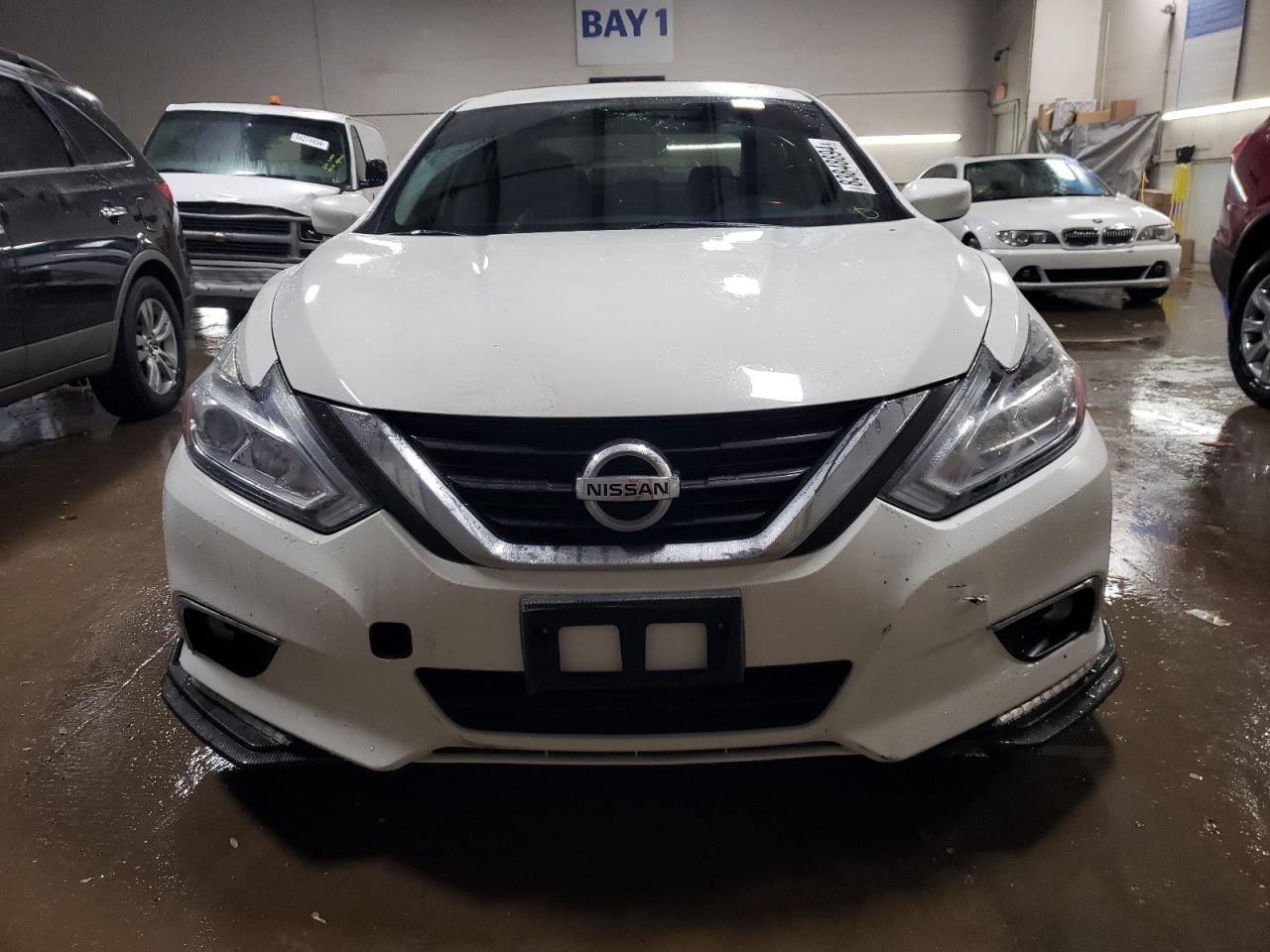 2017 NISSAN ALTIMA 2.5 - Image 5