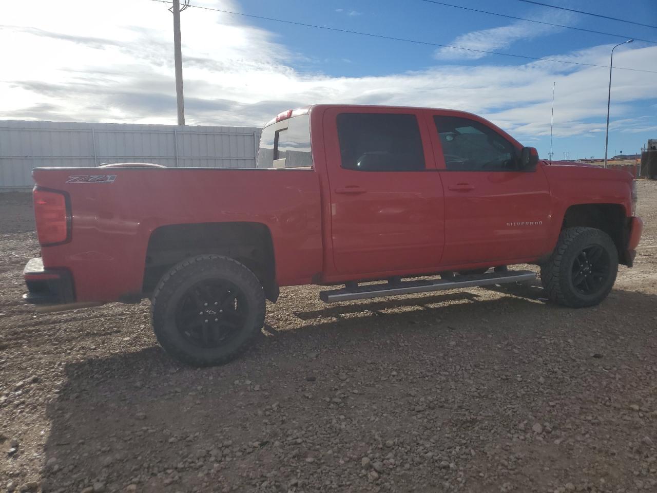 2017 CHEVROLET SILVERADO - Фото 3
