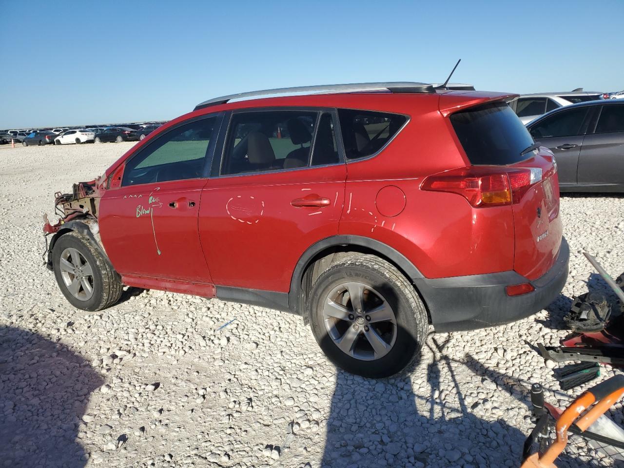 2015 TOYOTA RAV4 XLE - Фото 2