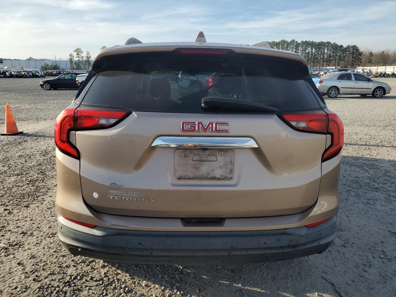2018 GMC TERRAIN SL - Image 6