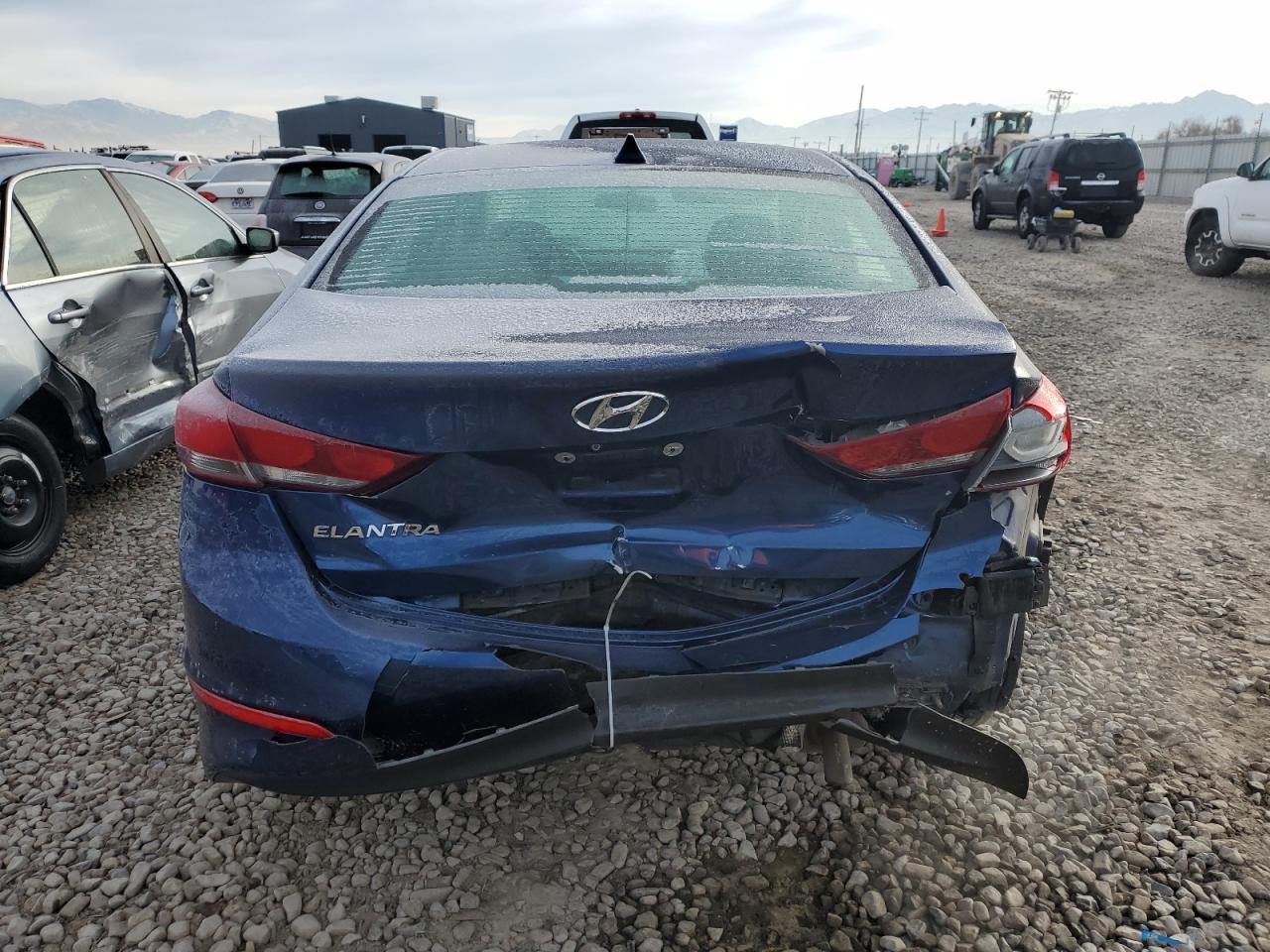 2018 HYUNDAI ELANTRA SE - Фото 6