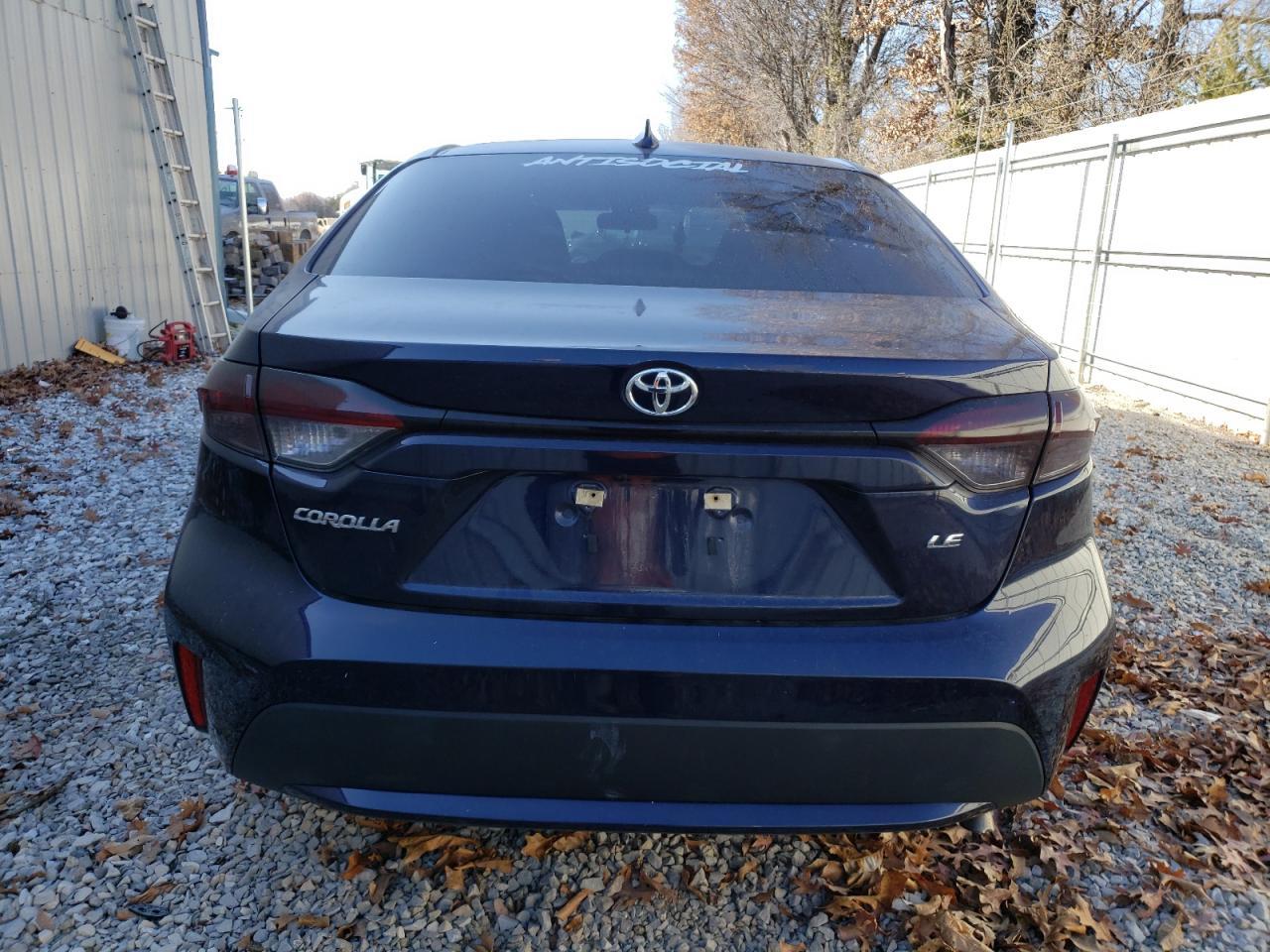 2022 TOYOTA COROLLA LE - Фото 6