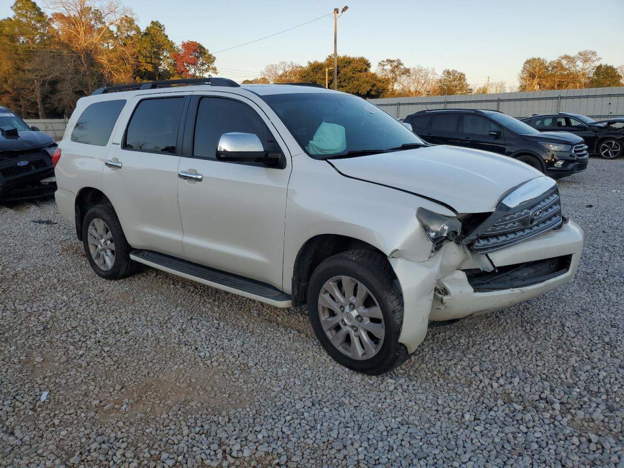 2016 TOYOTA SEQUOIA PL - Image 4