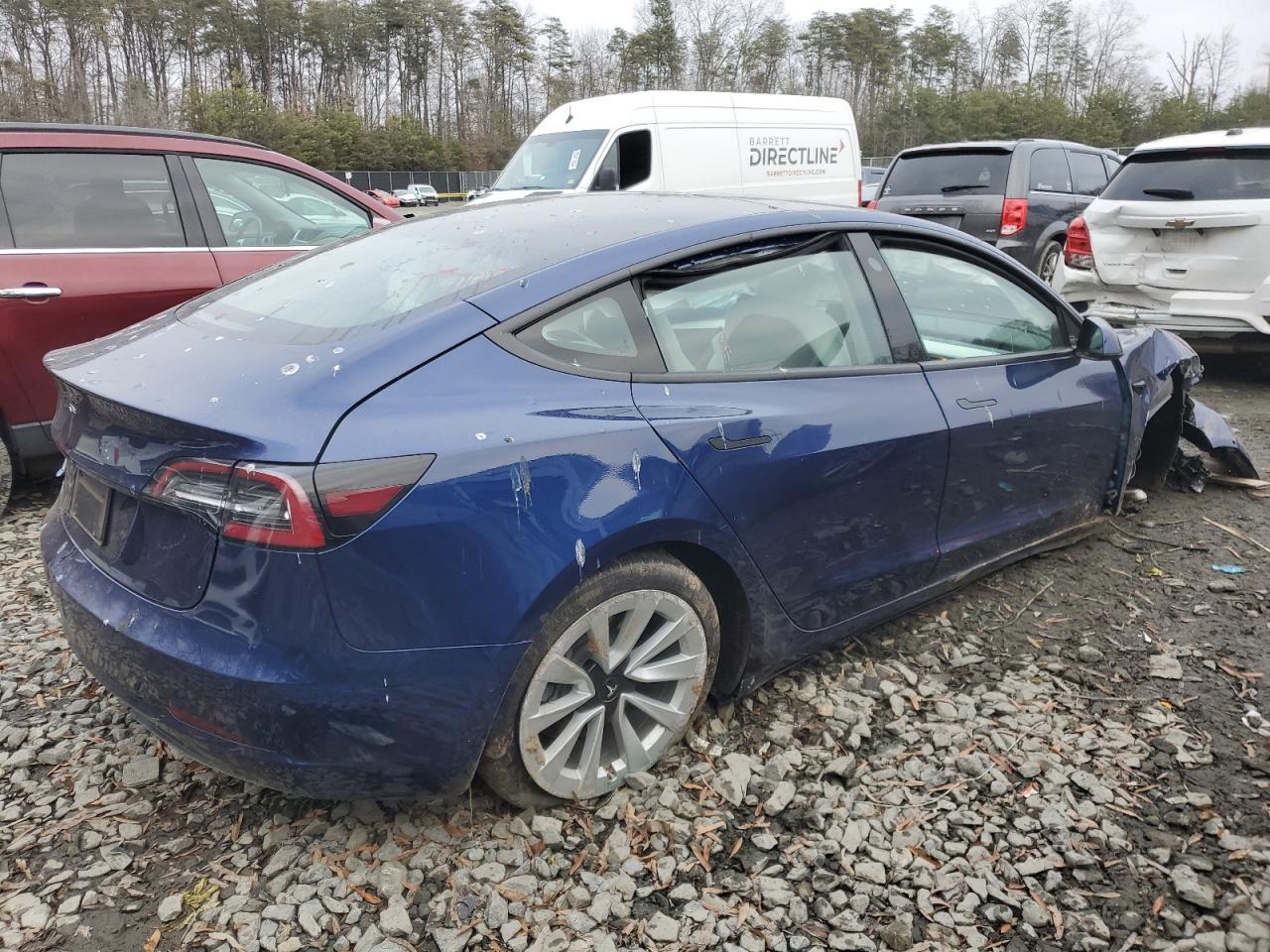 2022 TESLA MODEL 3 - Image 3