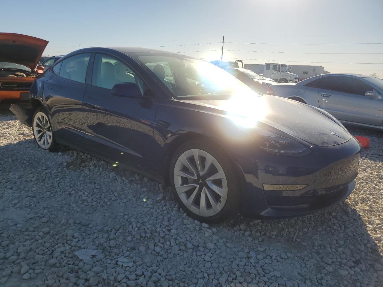 2022 TESLA MODEL 3 - Image 4