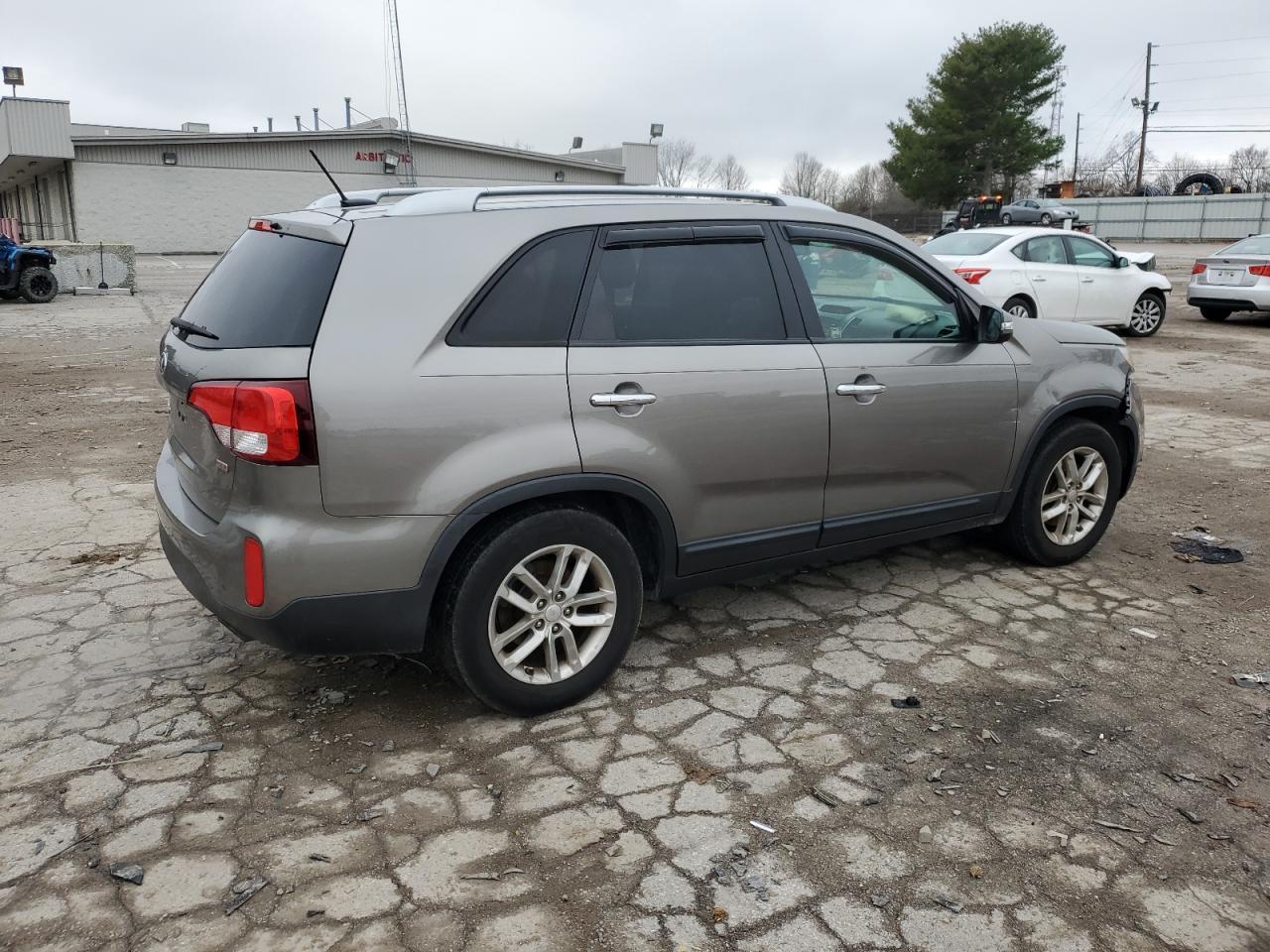 2014 KIA SORENTO LX - Фото 3