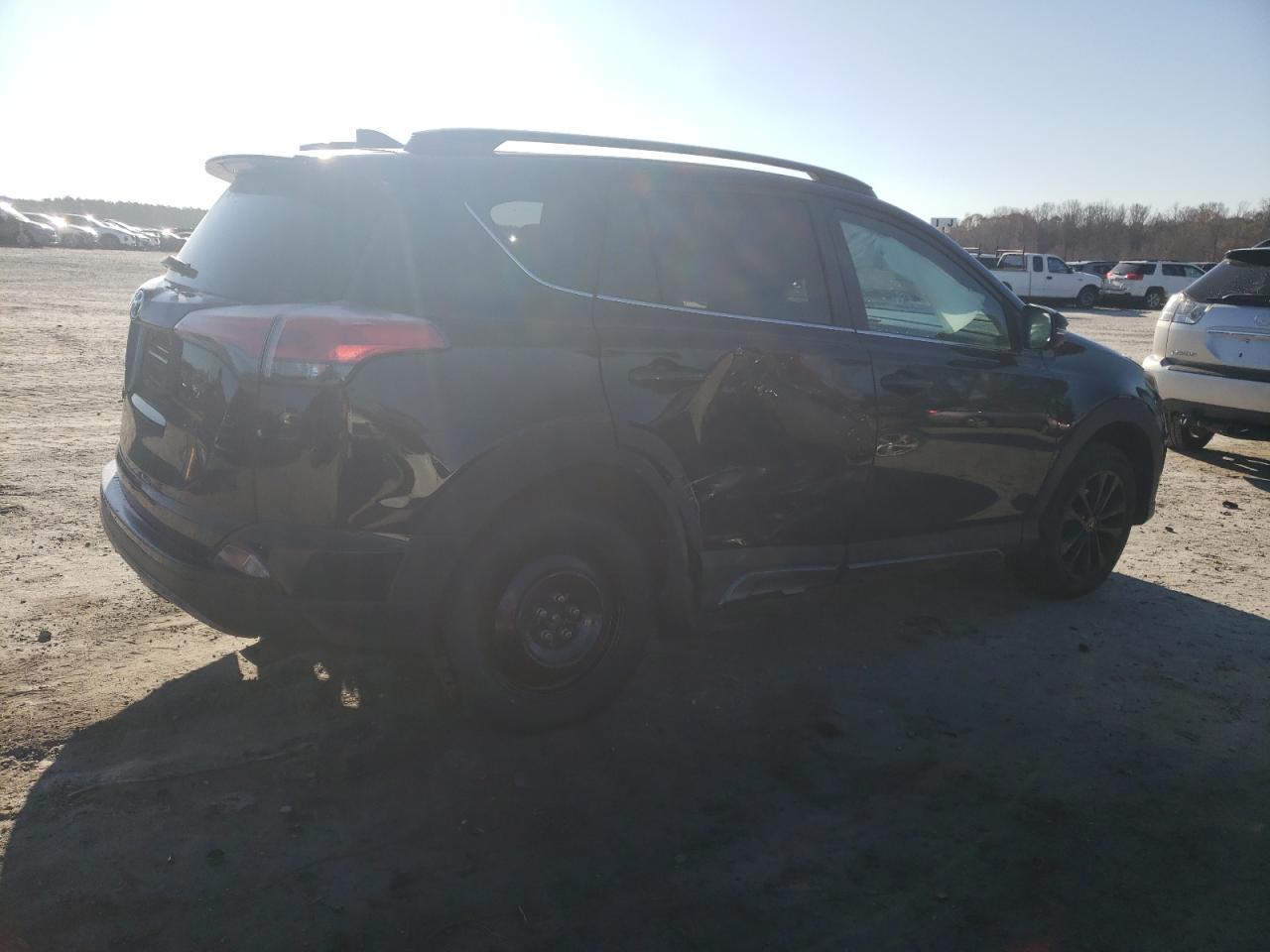 2018 TOYOTA RAV4 ADVEN - Image 3