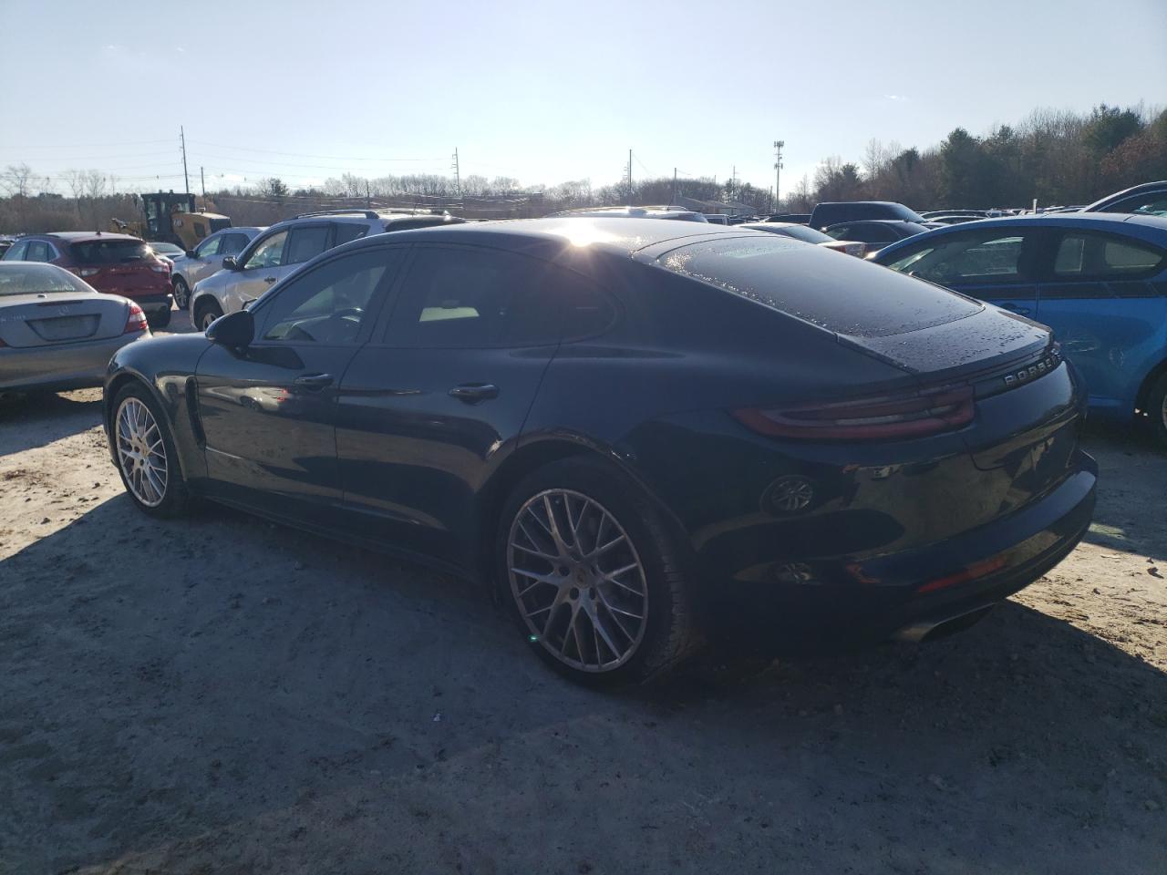 2018 PORSCHE PANAMERA 4 - Image 2