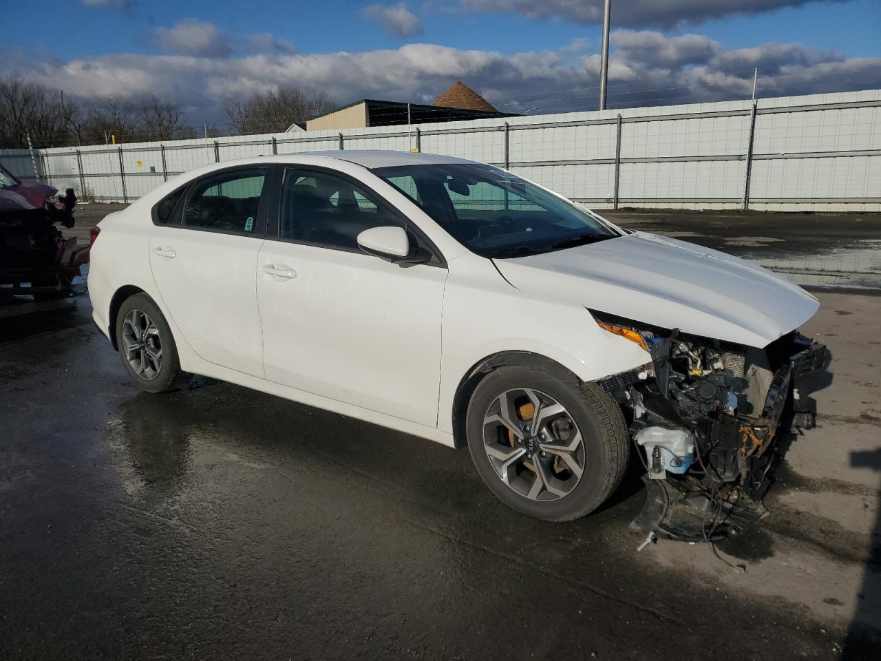 2020 KIA FORTE FE - Фото 4