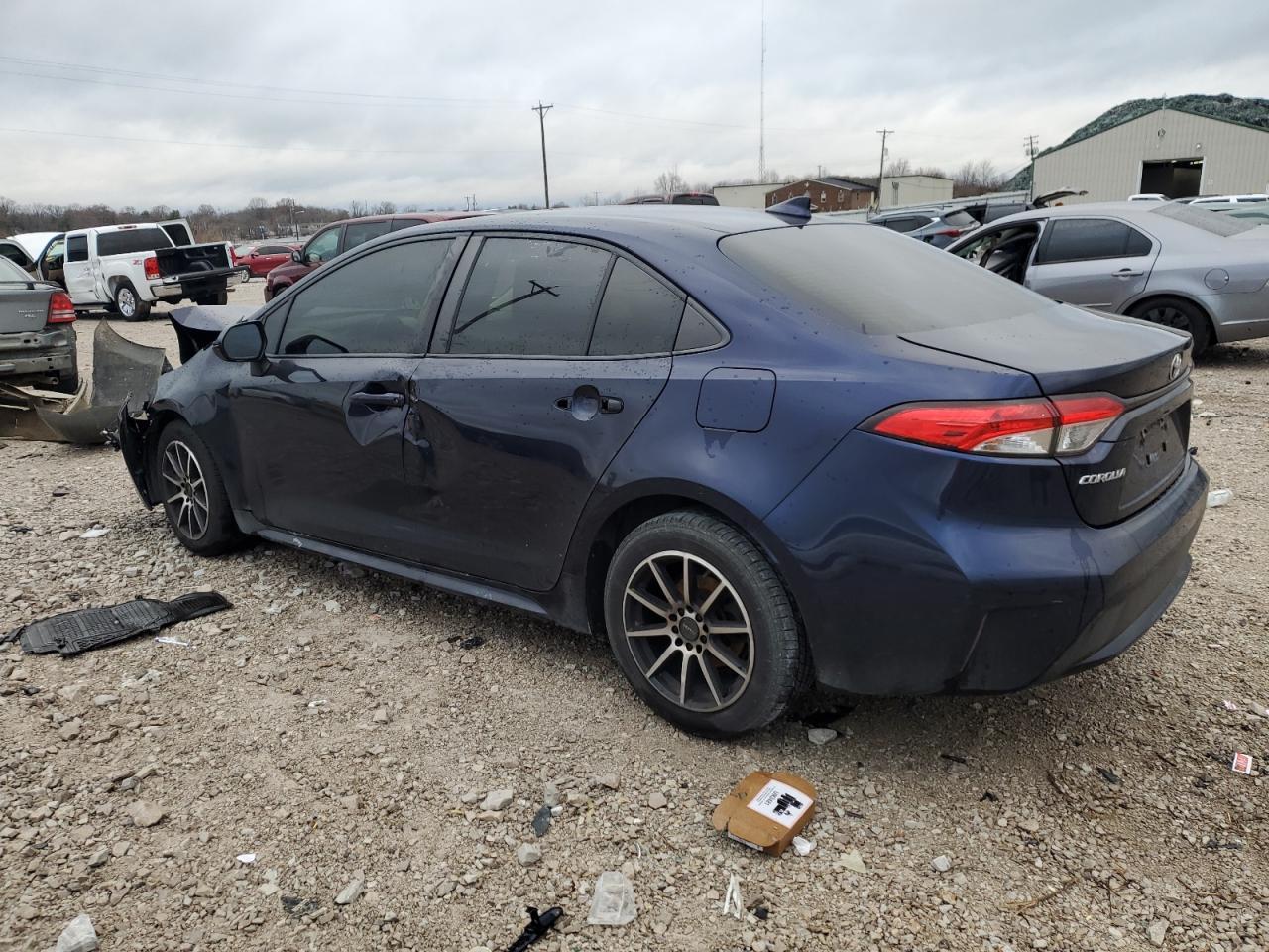 2020 TOYOTA COROLLA LE - Image 2