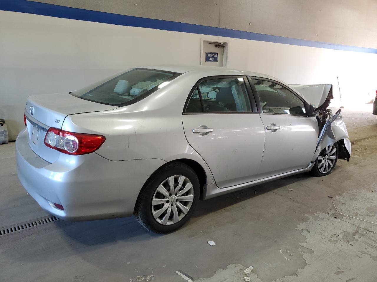 2013 TOYOTA COROLLA BA - Image 3