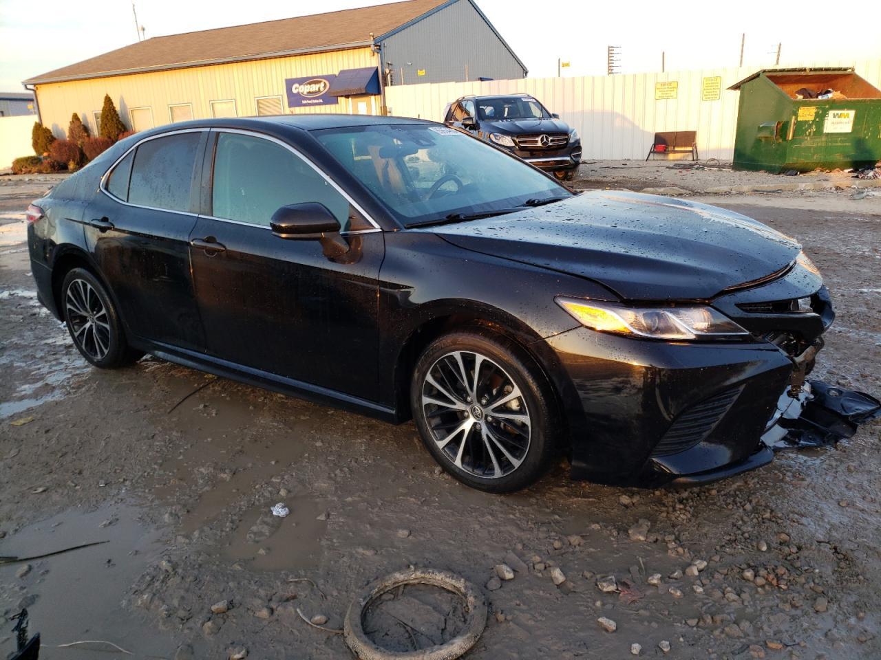 2020 TOYOTA CAMRY SE - Image 4