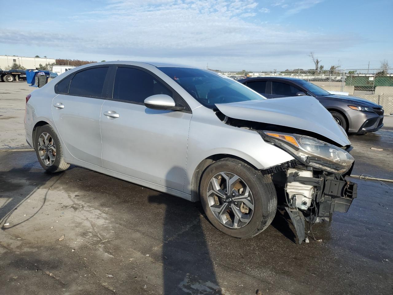 2021 KIA FORTE FE - Image 4