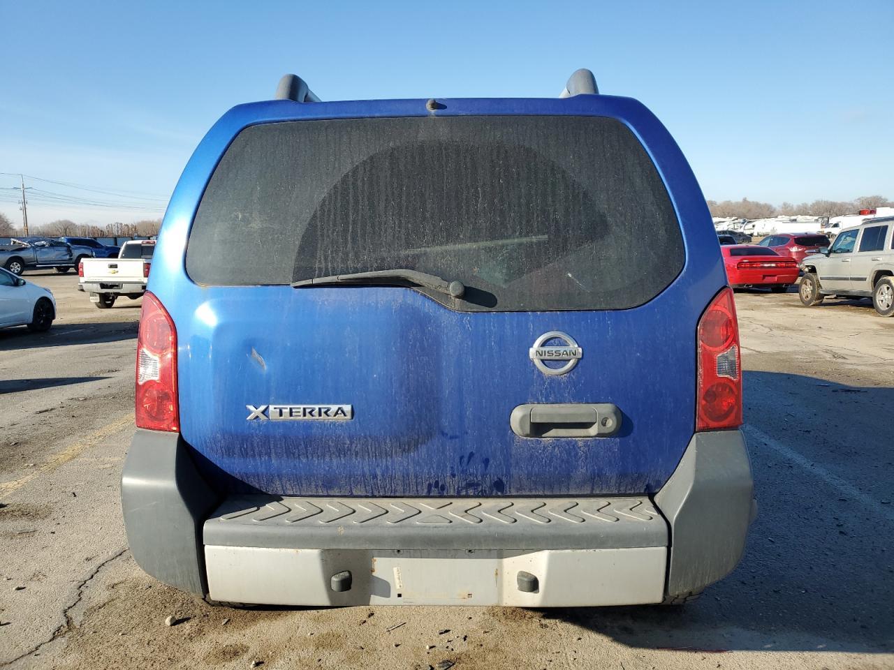 2015 NISSAN XTERRA X - Image 6