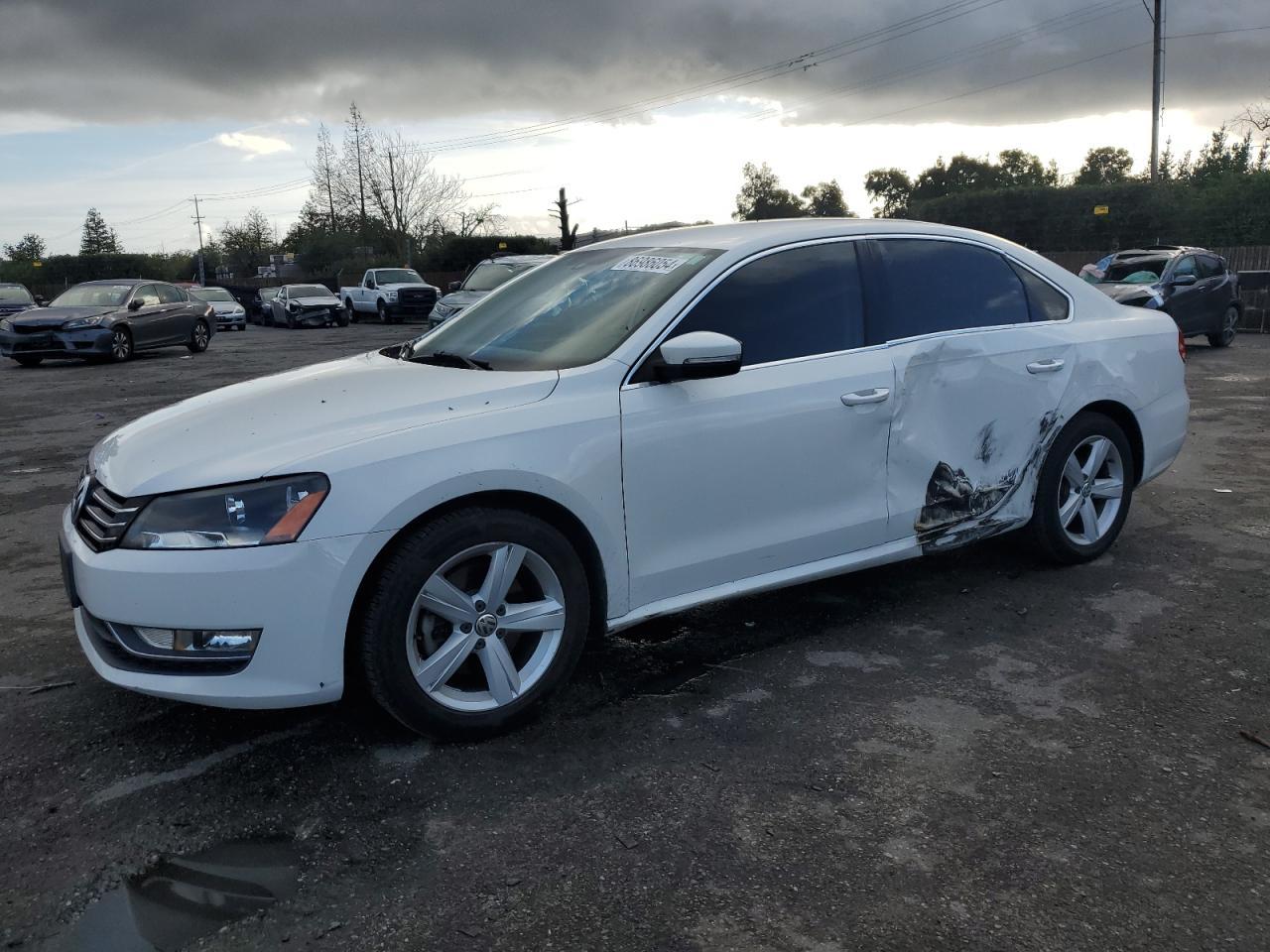 2015 VOLKSWAGEN PASSAT S