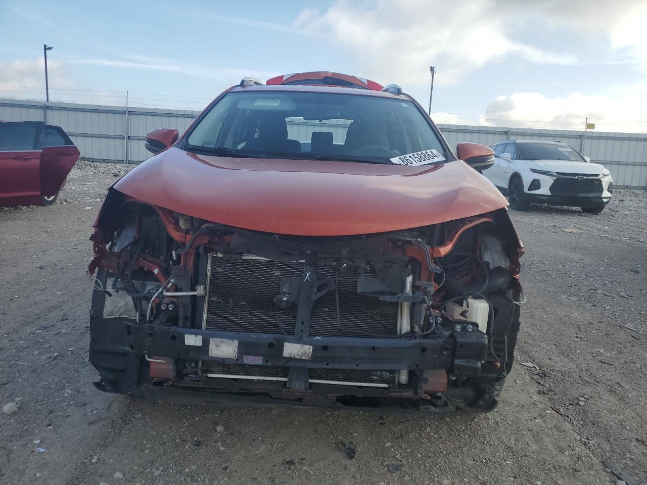 2015 TOYOTA RAV4 XLE - Image 5