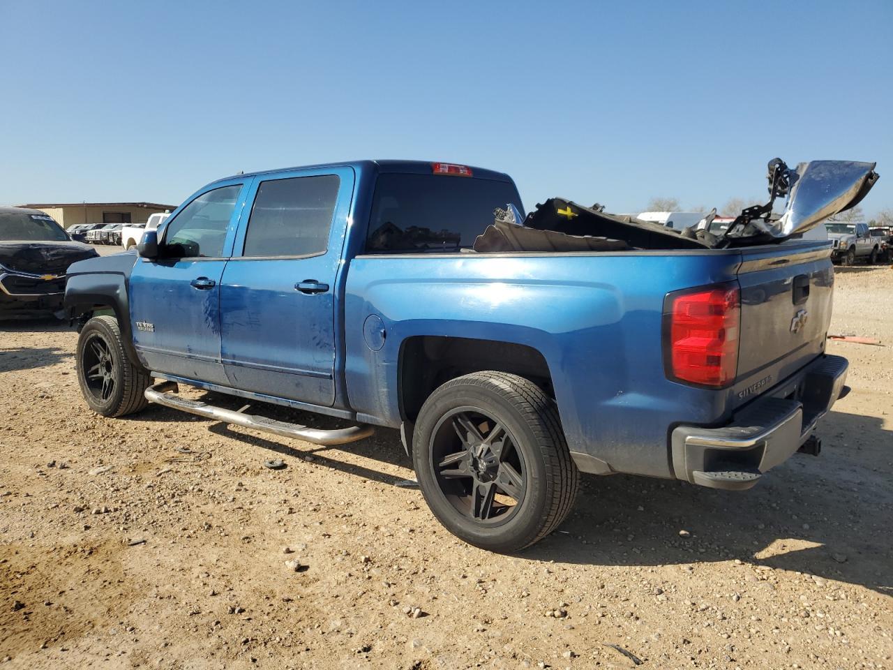 2015 CHEVROLET SILVERADO - Image 2