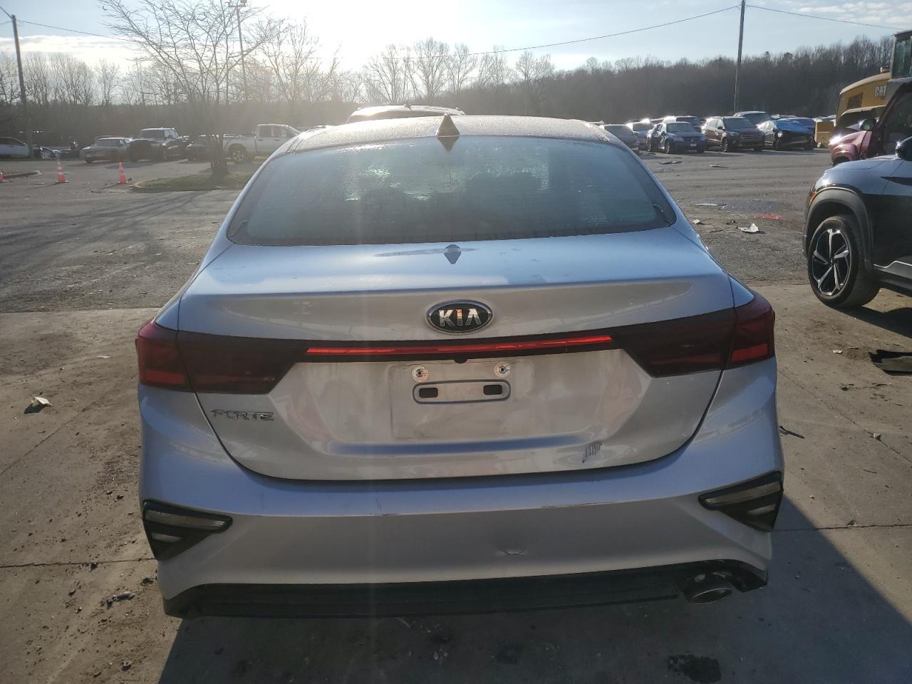 2021 KIA FORTE FE - Image 6