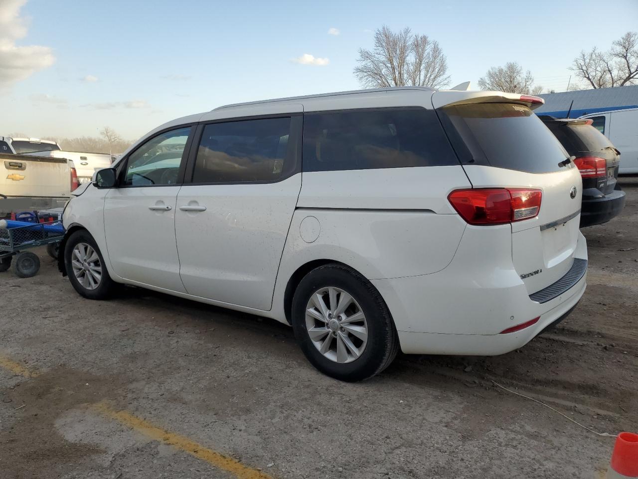 2016 KIA SEDONA LX - Фото 2