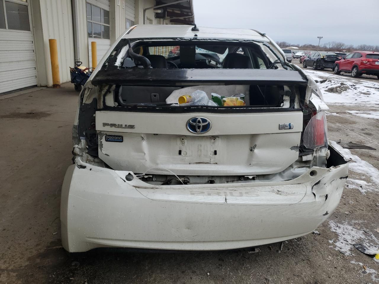 2013 TOYOTA PRIUS - Фото 6