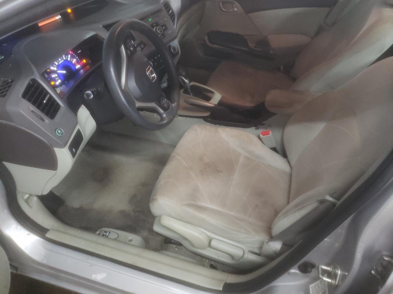2012 HONDA CIVIC LX - Фото 7